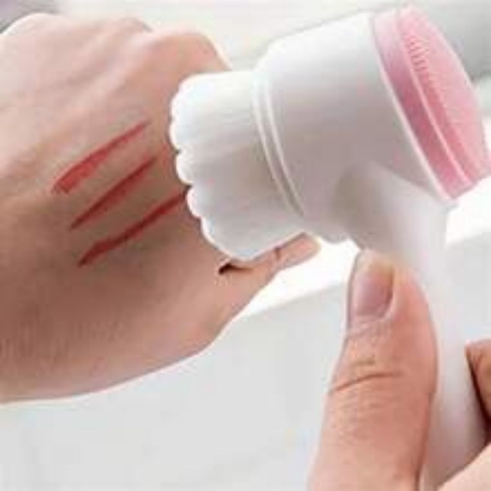 Easy Clean Nylon Pet Paw Brush for Dogs and Cats